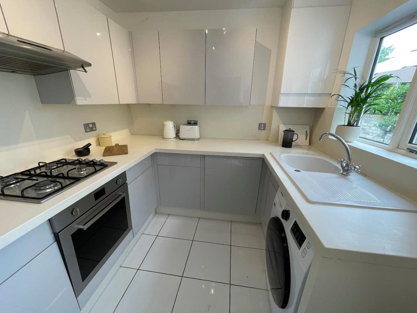 Fantastic Victorian House, Excellent City Location - Cambridge Homehost Екстер'єр фото